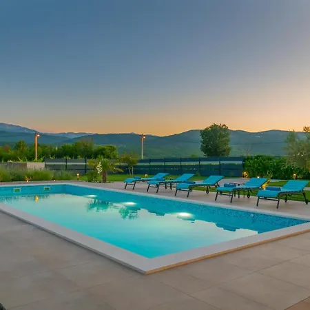 Lukrecia, Luxury In Imotski-makarska