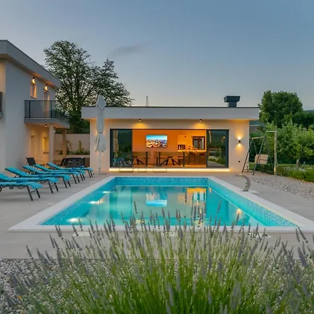 Lukrecia, Luxury In Imotski-makarska * Donji Proložac